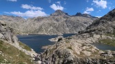 dominant le lac de Bachimaña alto, le pic Serrato
